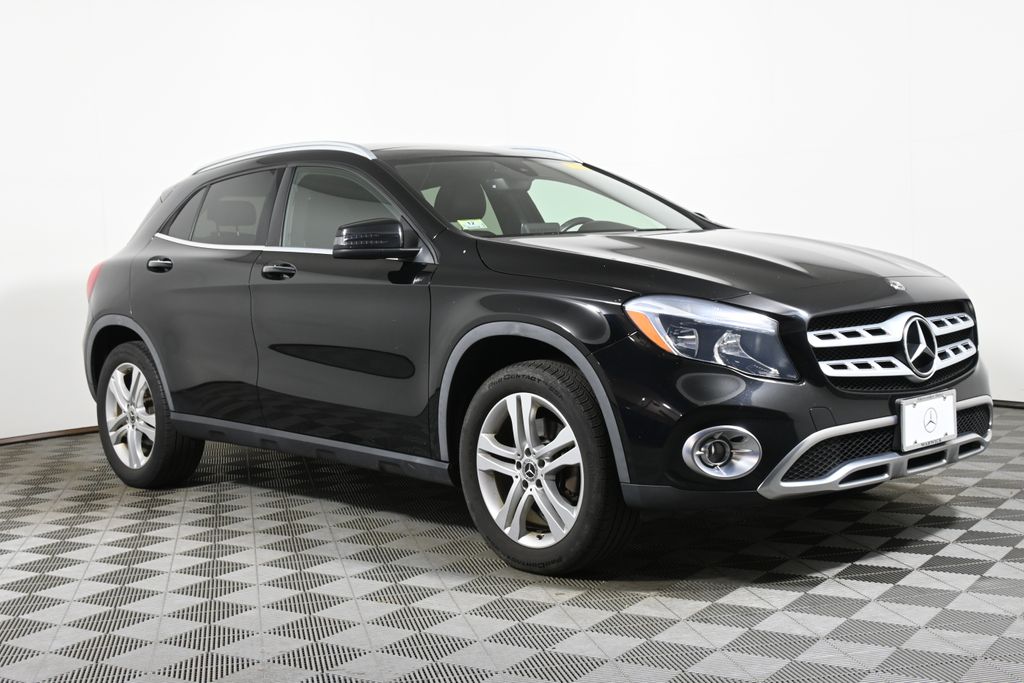 2019 Mercedes-Benz GLA 250 4MATIC 8