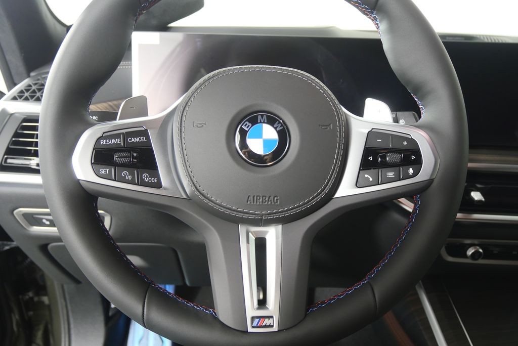 Thumbnail: 2026 BMW X7 - 20