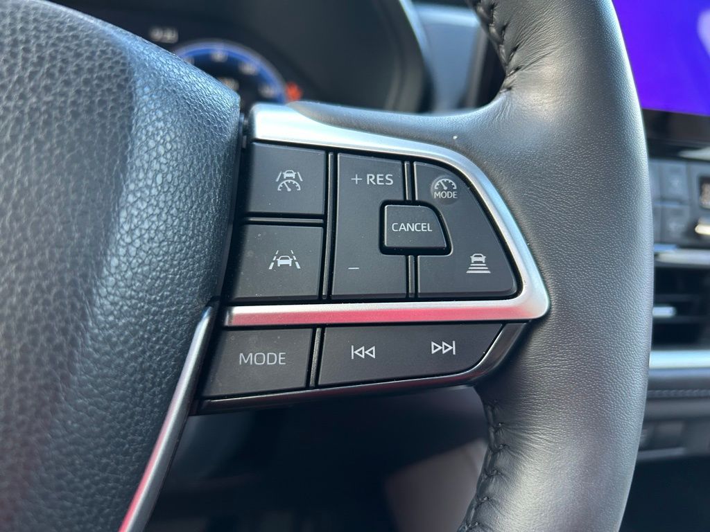 Thumbnail: 2025 Toyota Grand Highlander - 21