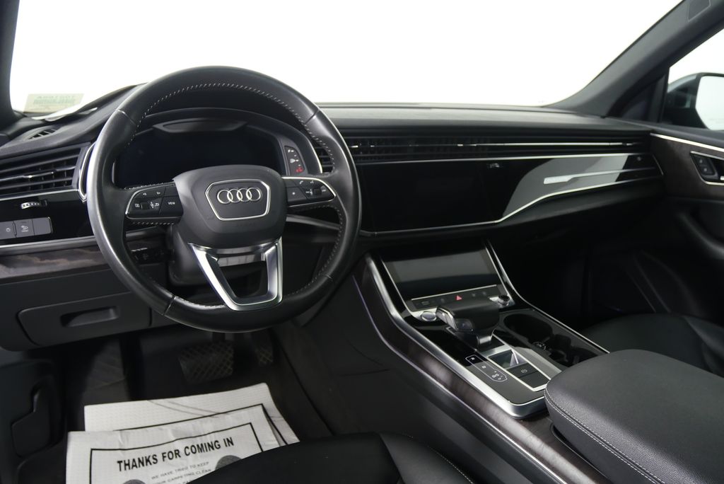 Thumbnail: 2019 Audi Q8 - 20