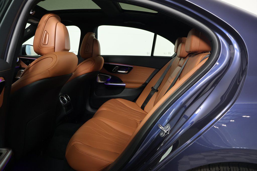 Thumbnail: 2025 Mercedes-Benz C-Class - 6