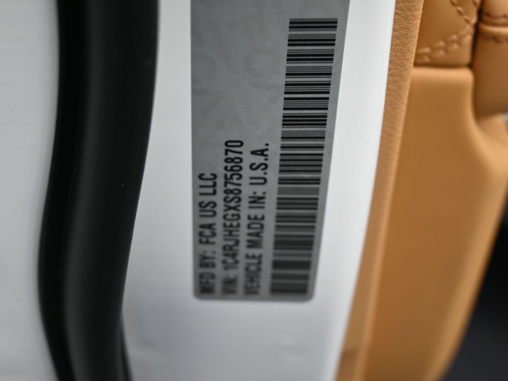 New 2025 Bright White Clearcoat Jeep Summit image 18