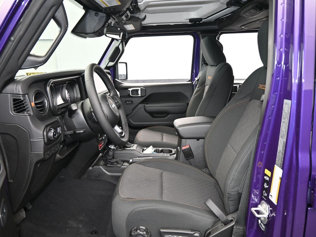 New 2026 reign Jeep Mojave image 11