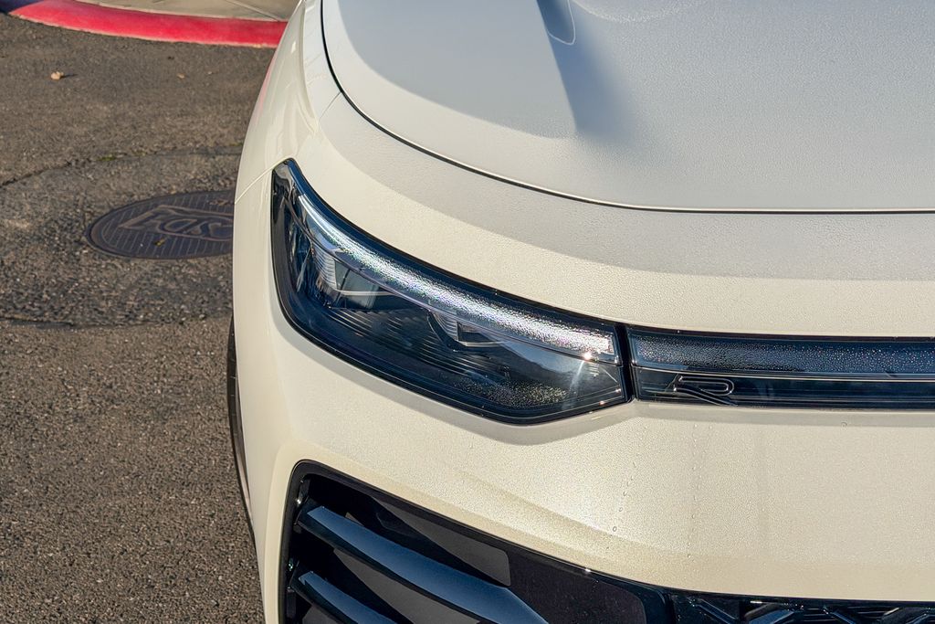 New 2026 White Volkswagen 2.0T SE R-Line Black image 5