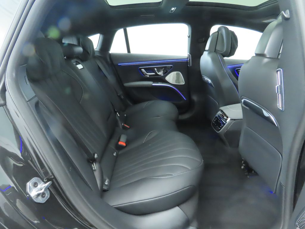 2025 Mercedes-Benz EQS 450 24