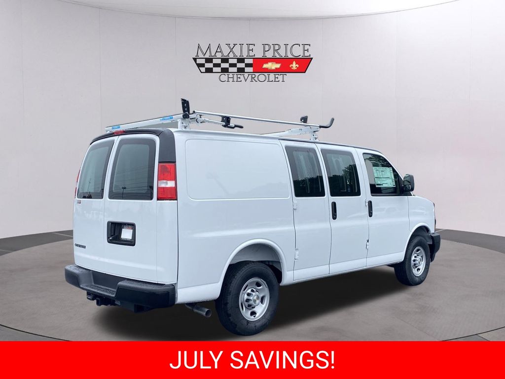 New 2026 Chevrolet Express 2500 Van