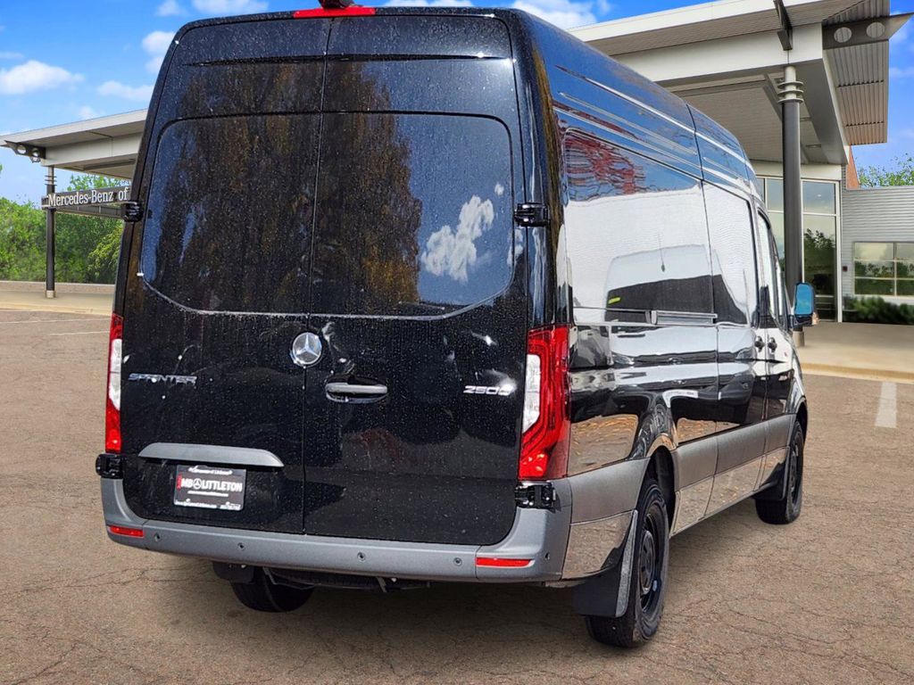 2025 Mercedes-Benz Sprinter 2500 Cargo 170 WB 3