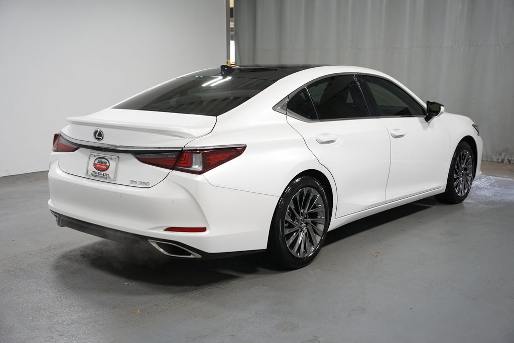 Thumbnail: 2024 Lexus ES - 8