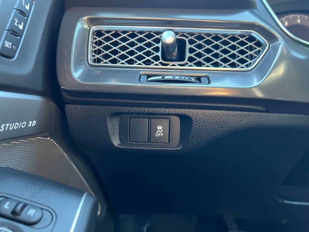 Thumbnail: 2024 Acura Integra - 17