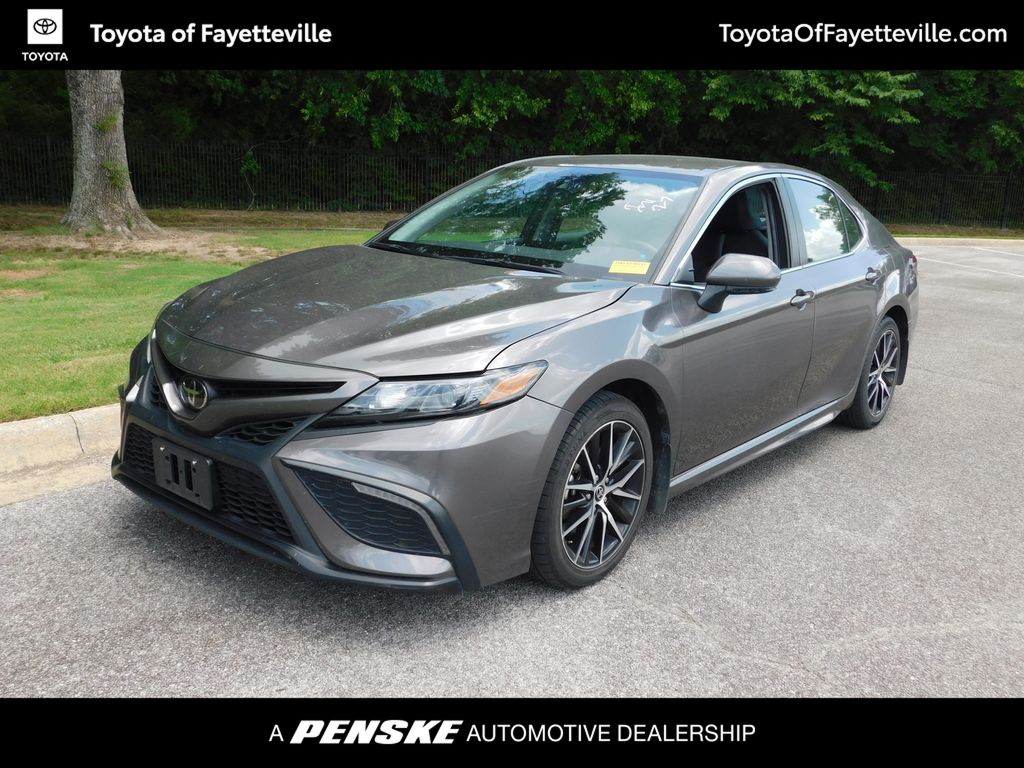 2023 Toyota Camry SE -
                  Fayetteville, AR