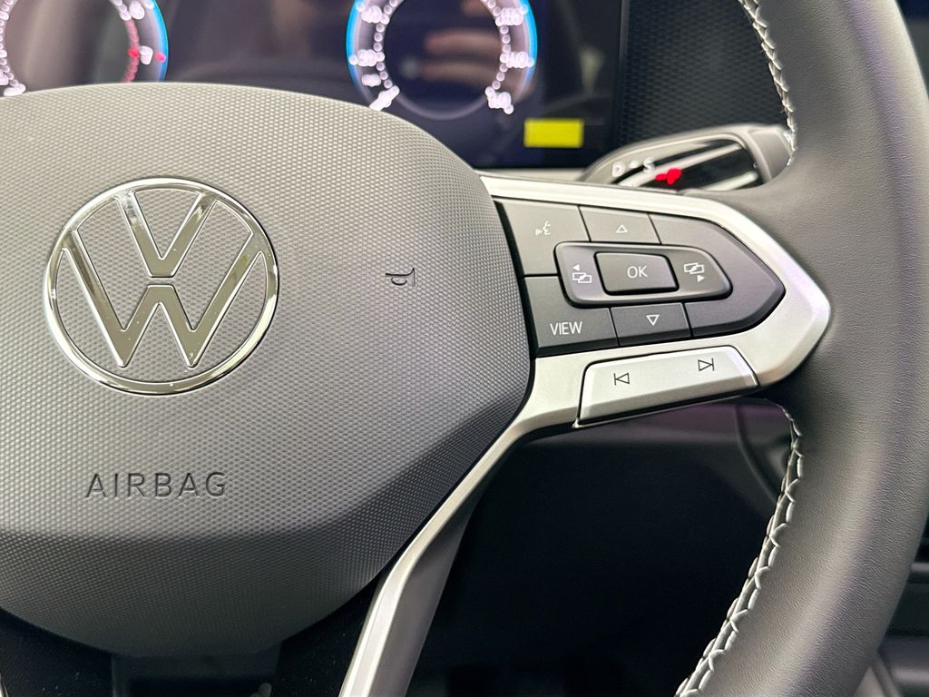 Thumbnail: 2026 Volkswagen Tiguan - 12