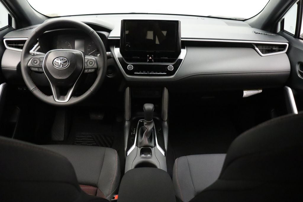 Thumbnail: 2025 Toyota Corolla Cross - 24