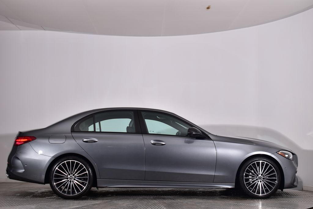 Thumbnail: 2025 Mercedes-Benz C-Class - 6