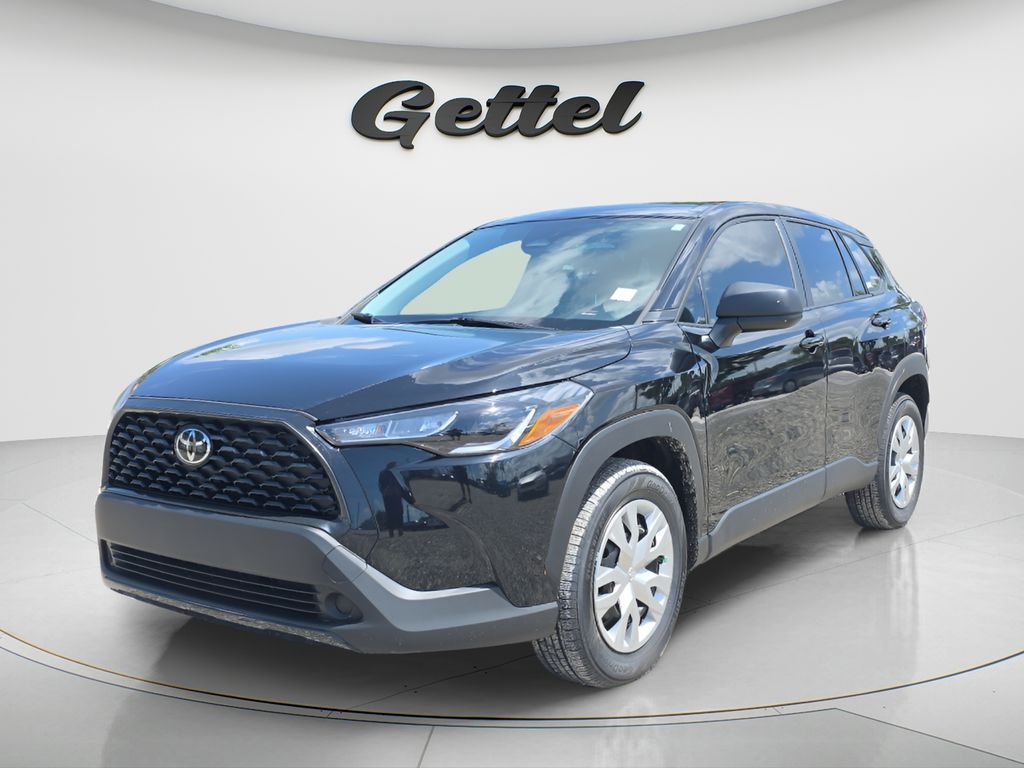Certified Pre-Owned 2022 Toyota Corolla Cross LE 4D Sport Utility