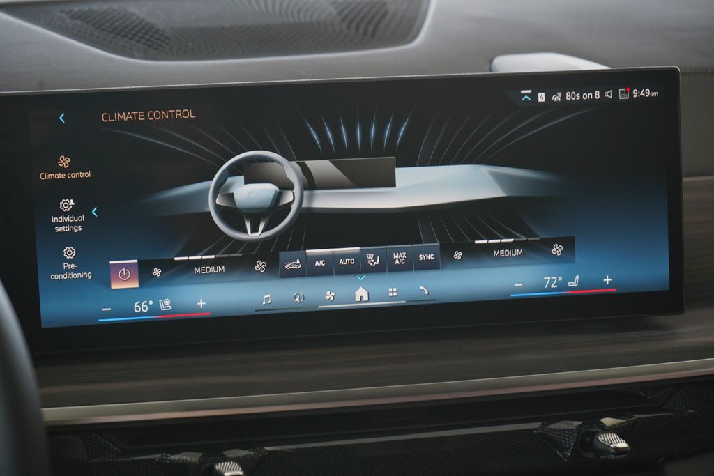 Thumbnail: 2026 BMW X5 - 17