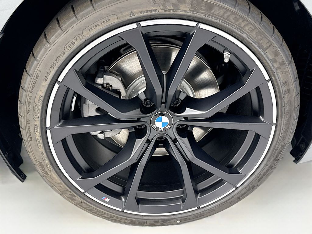 Thumbnail: 2026 BMW Z4 - 28