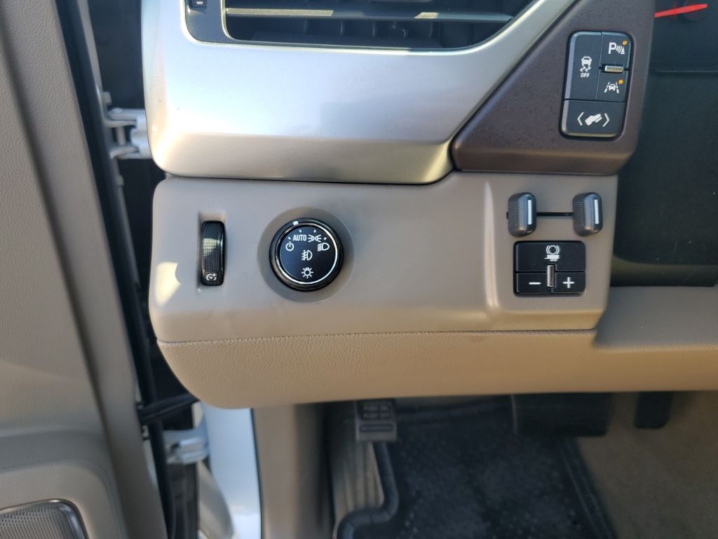 Used Car 2016 Chevrolet Suburban  Lt For Sale Under $25,000 In Austin, Texas