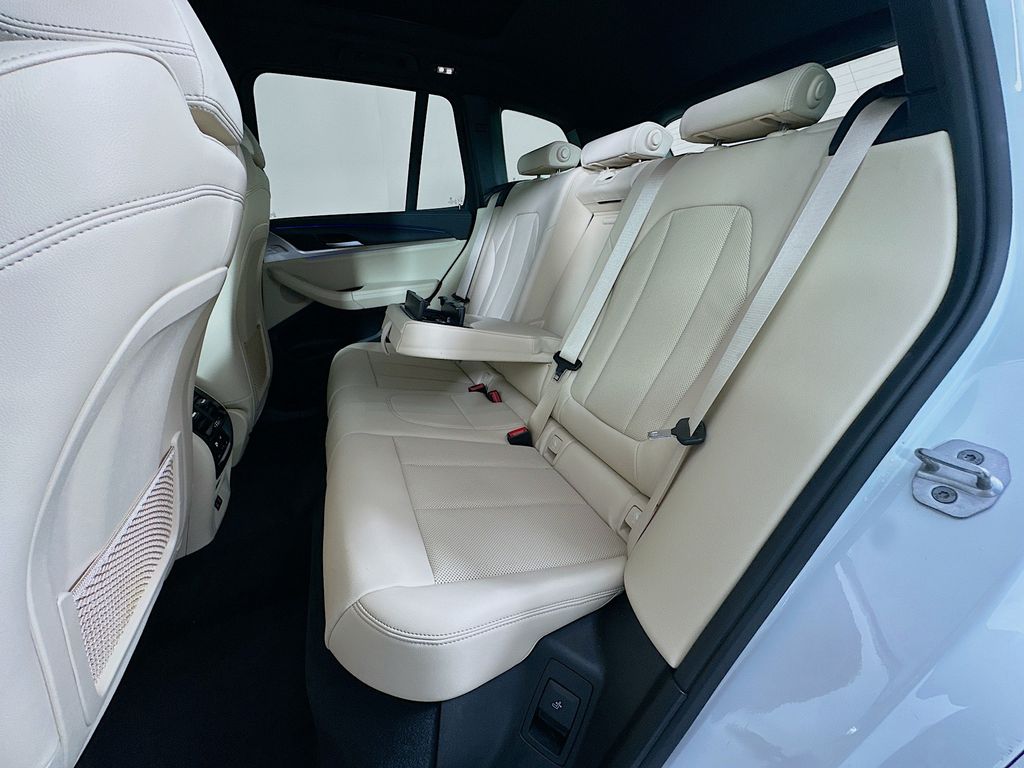 Thumbnail: 2022 BMW X3 - 25