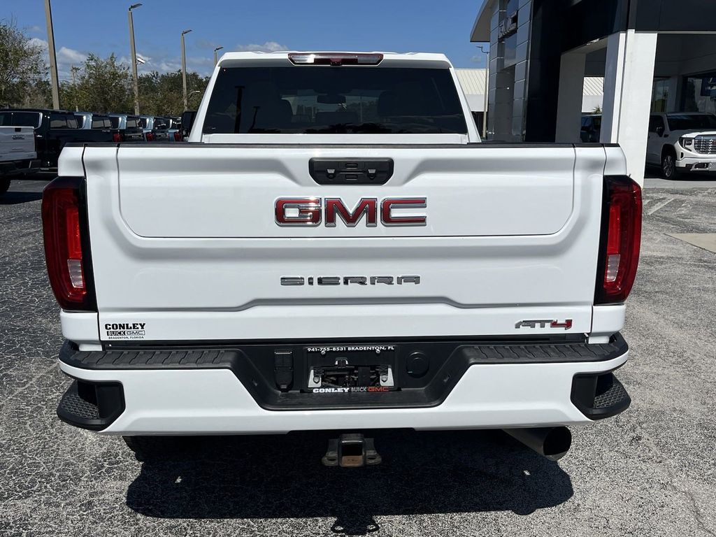 2022 GMC Sierra 2500HD AT4 6