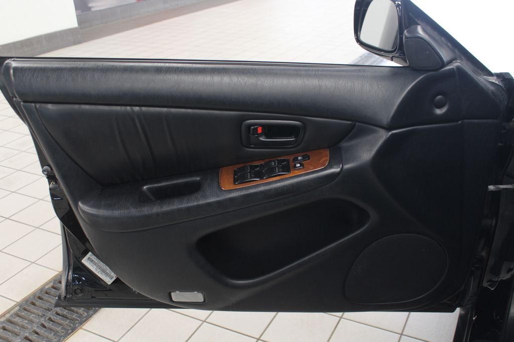 Thumbnail: 1997 Lexus ES - 14