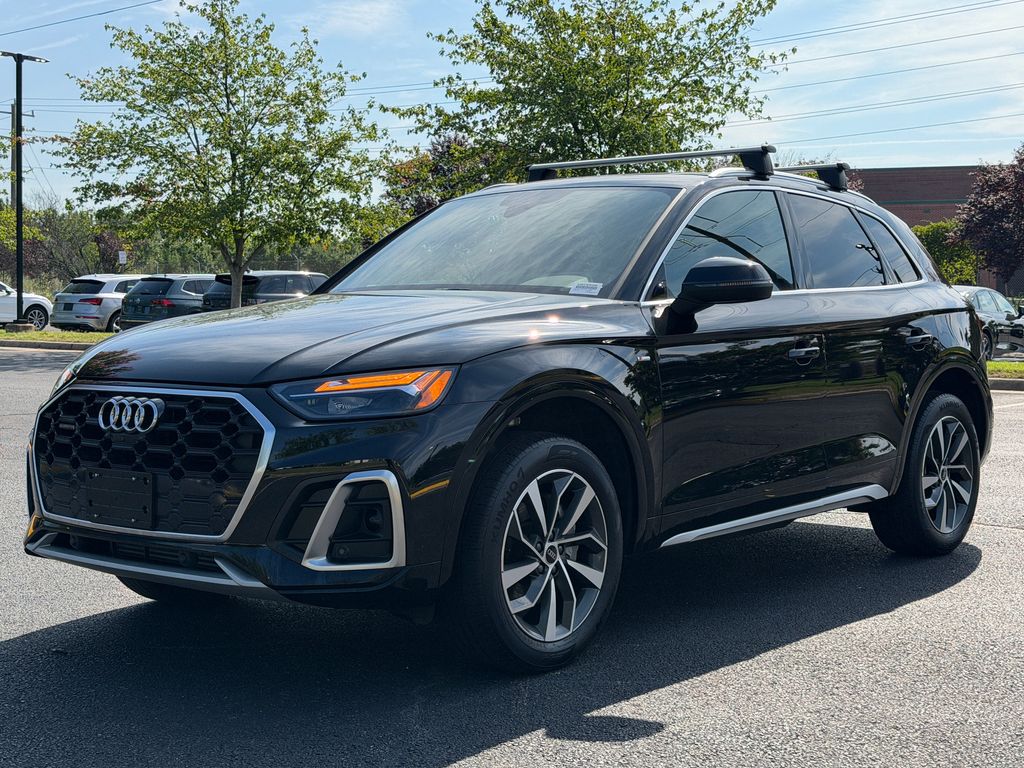 Thumbnail: 2023 Audi Q5 - 3
