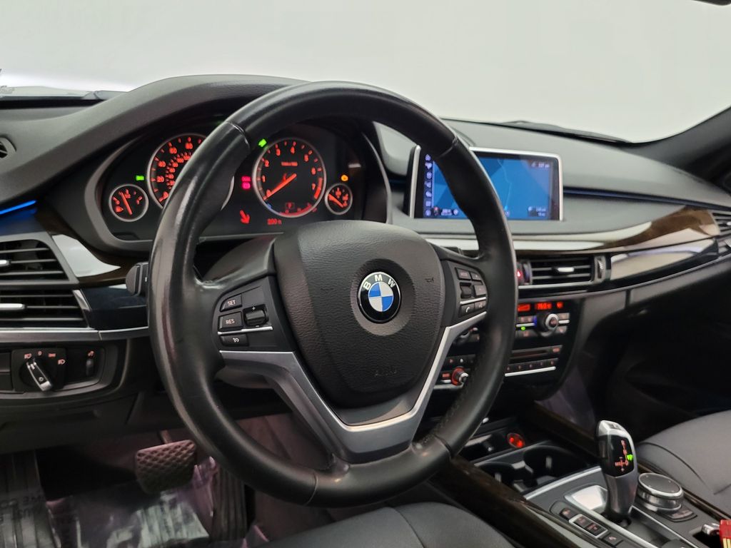 Thumbnail: 2017 BMW X5 - 25