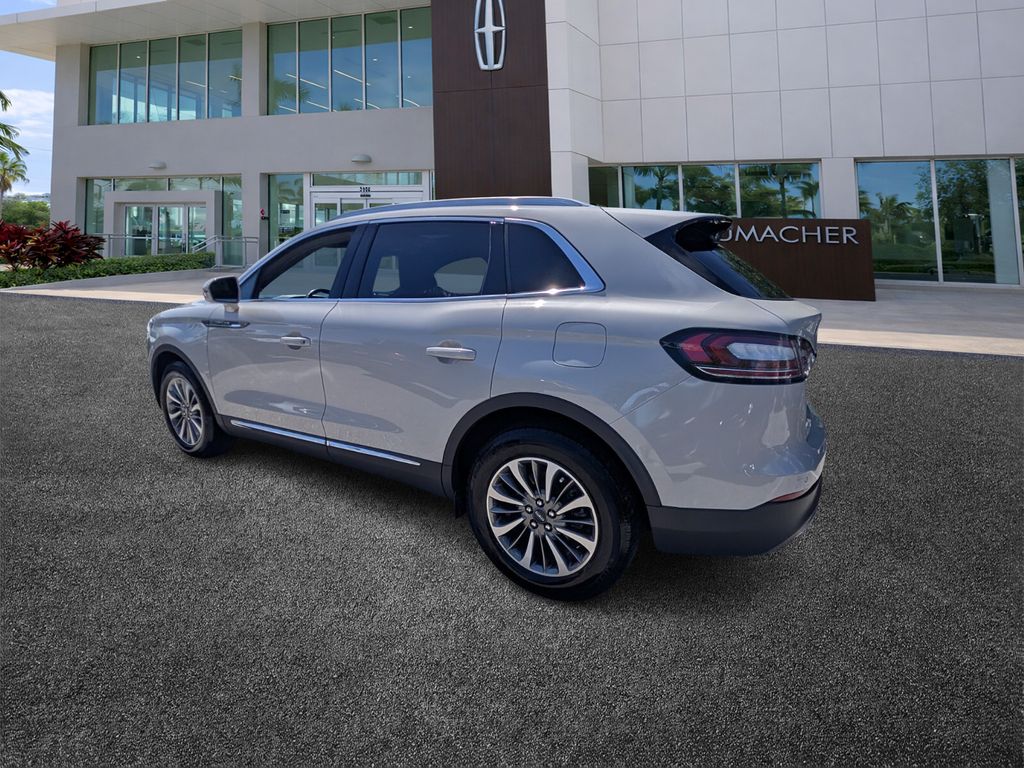 used 2022 Lincoln Nautilus car, priced at $29,500