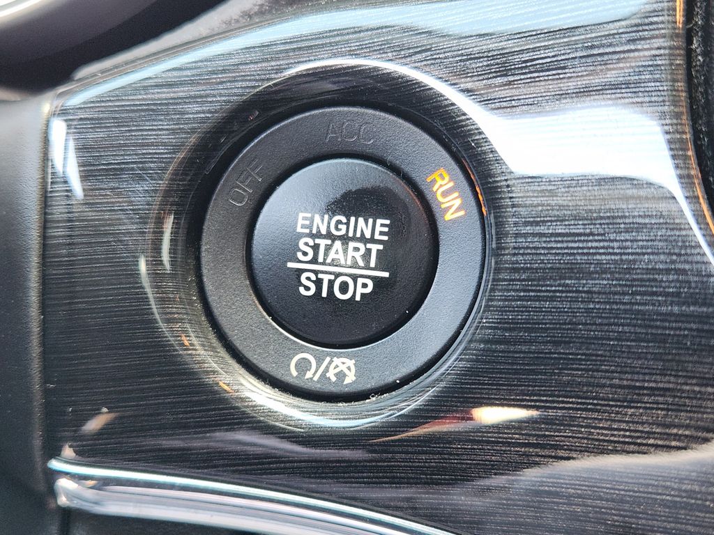 2019 Jeep Grand Cherokee Trailhawk Red at Autostrade
