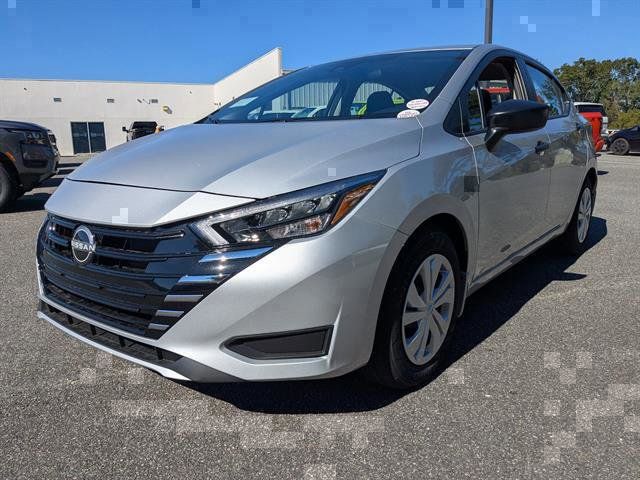 New 2025 Nissan Versa Sedan