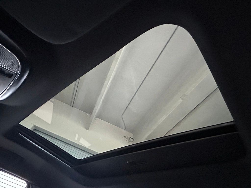 Used 2020 Bright White Clearcoat Jeep Altitude image 26