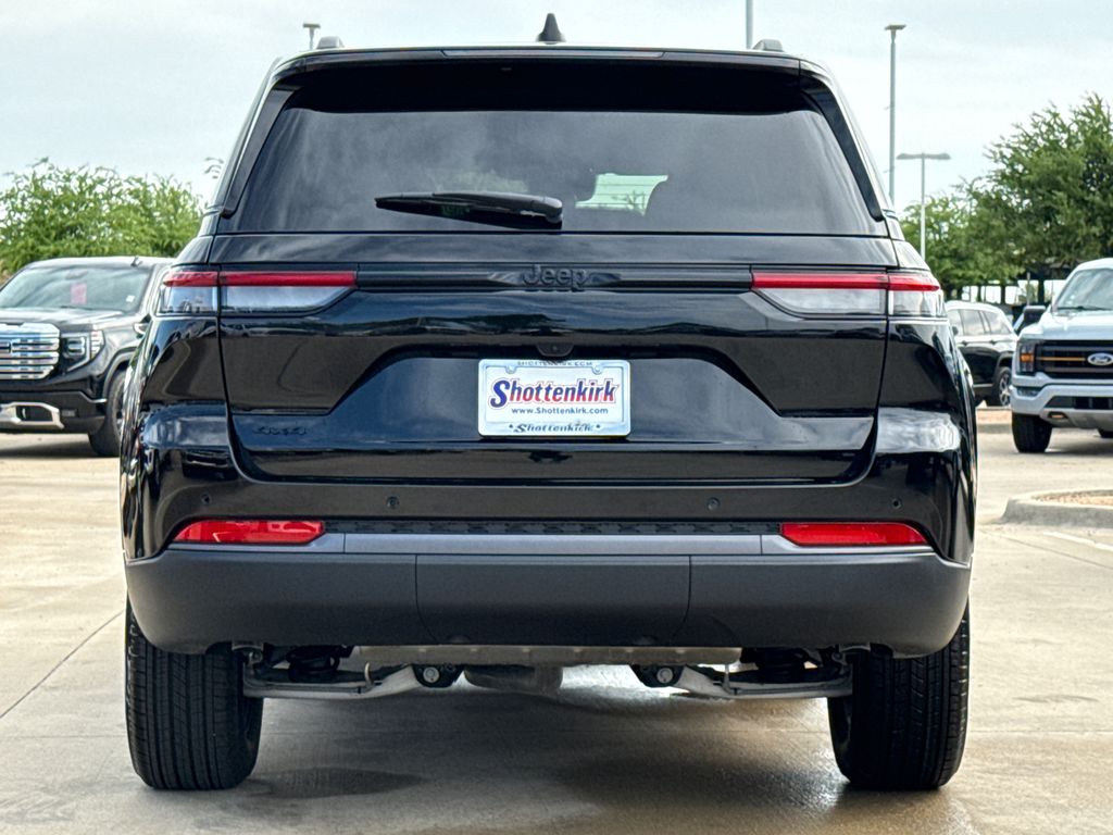 New 2026 Jeep Grand Cherokee SUV
