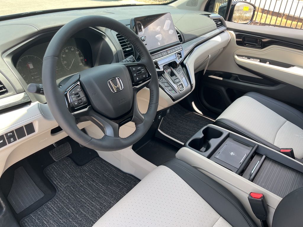 Thumbnail: 2026 Honda Odyssey - 11