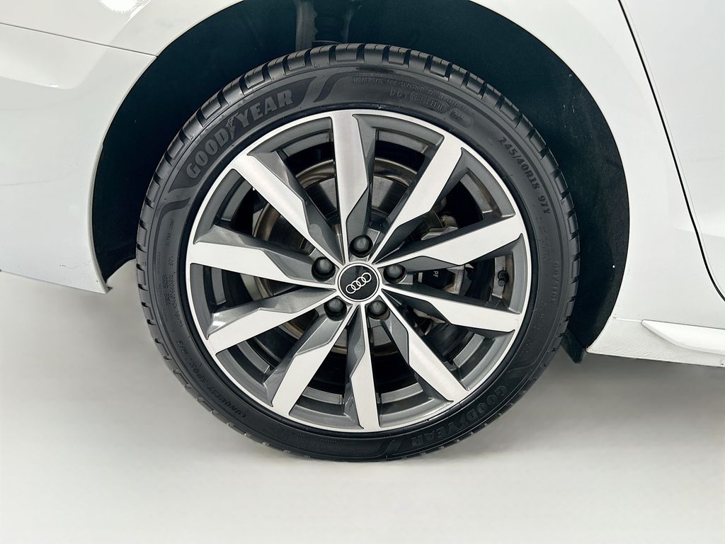 Thumbnail: 2021 Audi A4 - 31