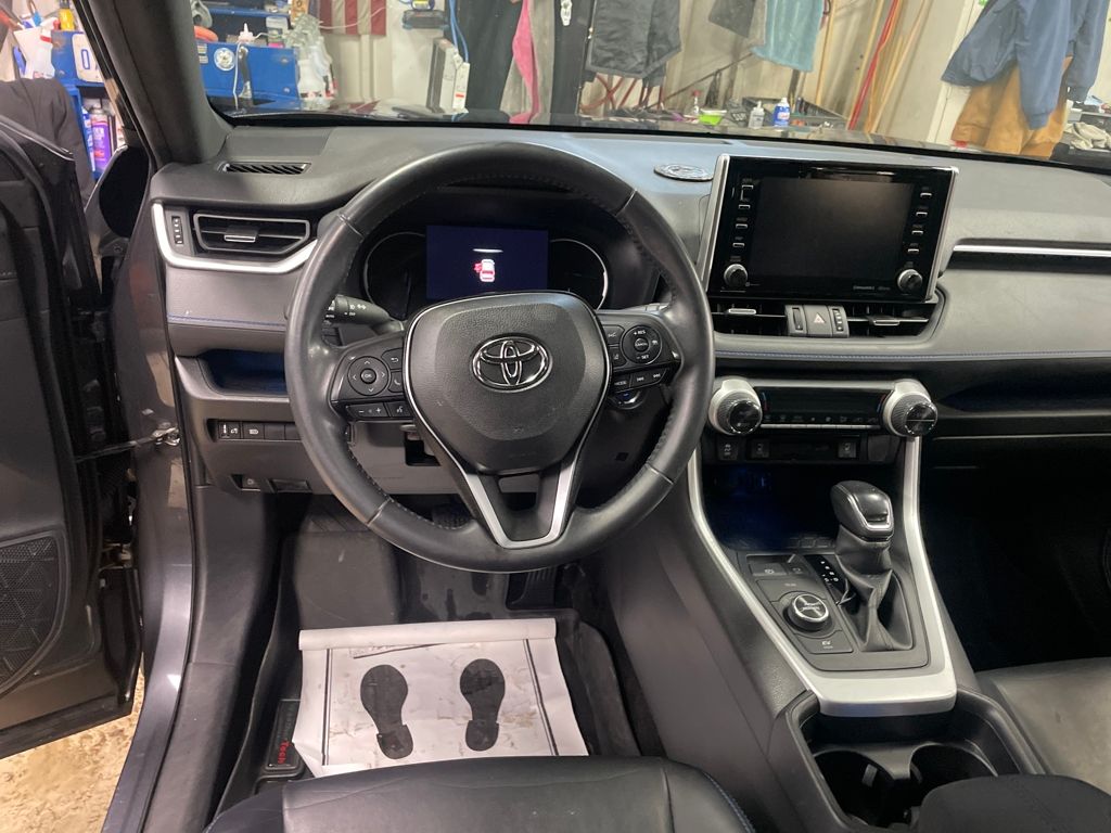 Certified Used 2019  Toyota XSE image 15