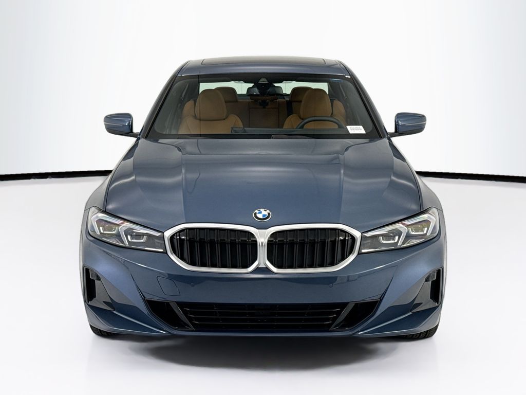 Thumbnail: 2025 BMW 3 Series - 2
