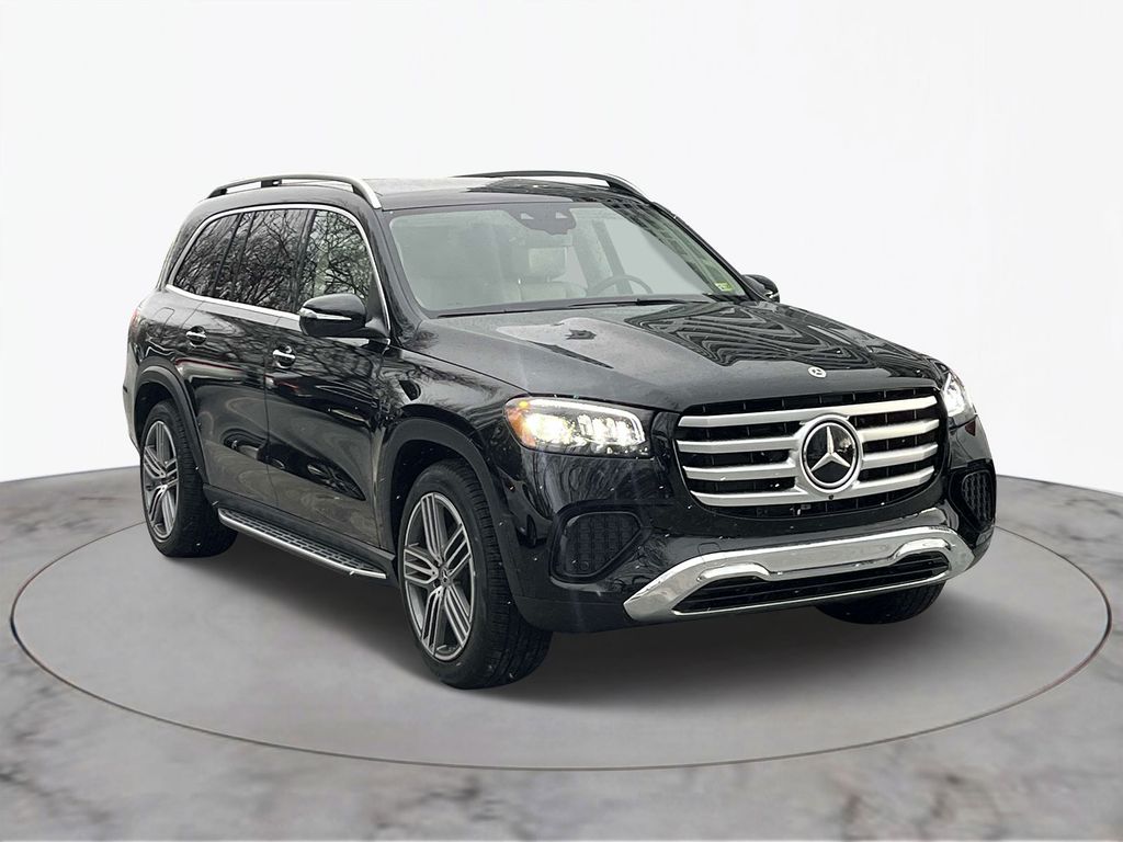 2025 Mercedes-Benz GLS 450 4MATIC 3