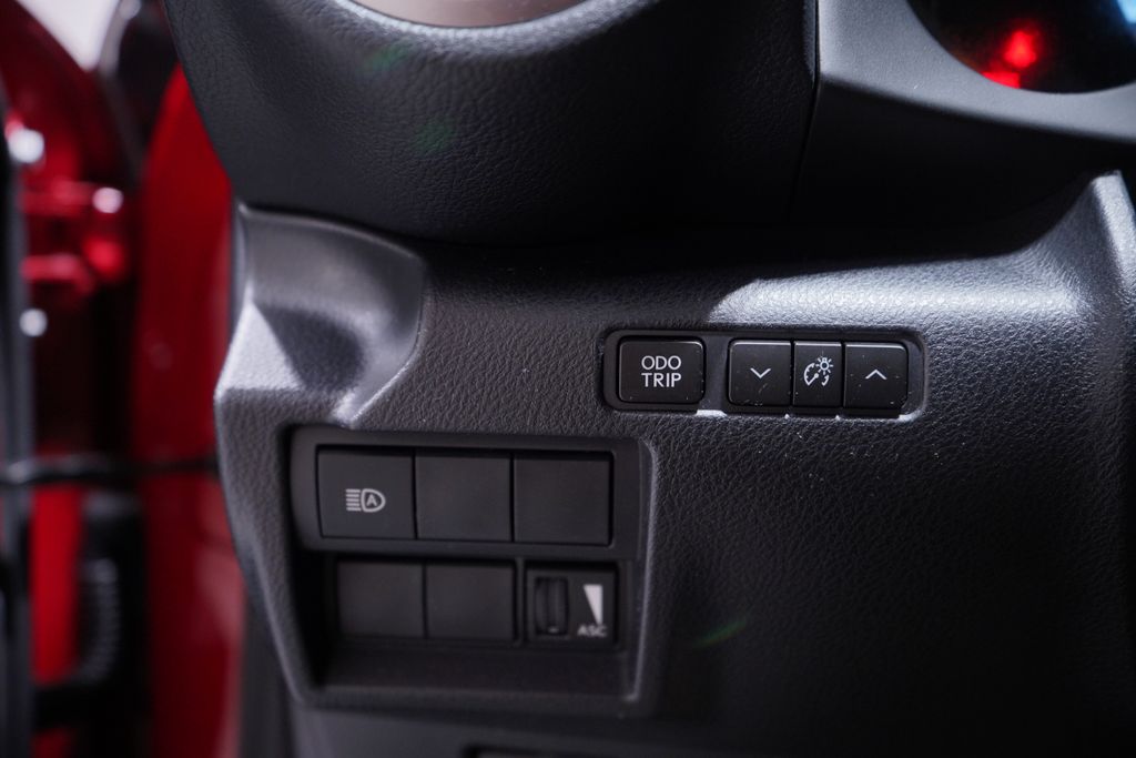 Thumbnail: 2022 Lexus IS - 19