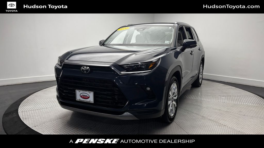 Thumbnail: 2024 Toyota Grand Highlander - 1