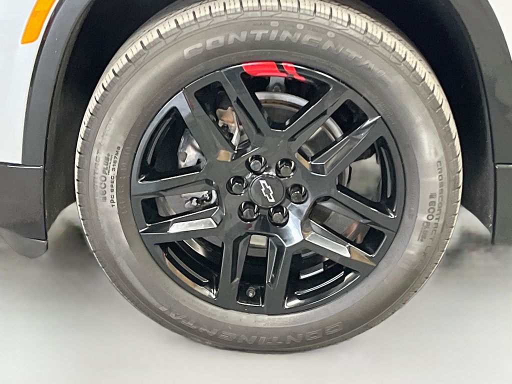 Used 2023 Sterling Gray Metallic Chevrolet Premier image 34