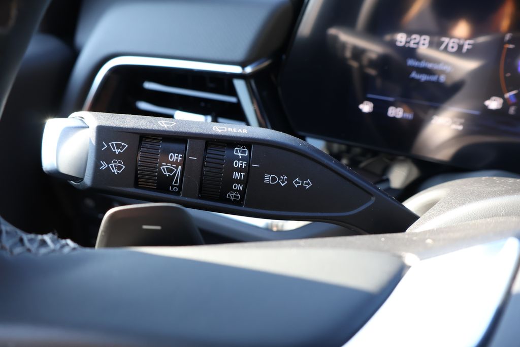 Thumbnail: 2025 Chevrolet Suburban - 26