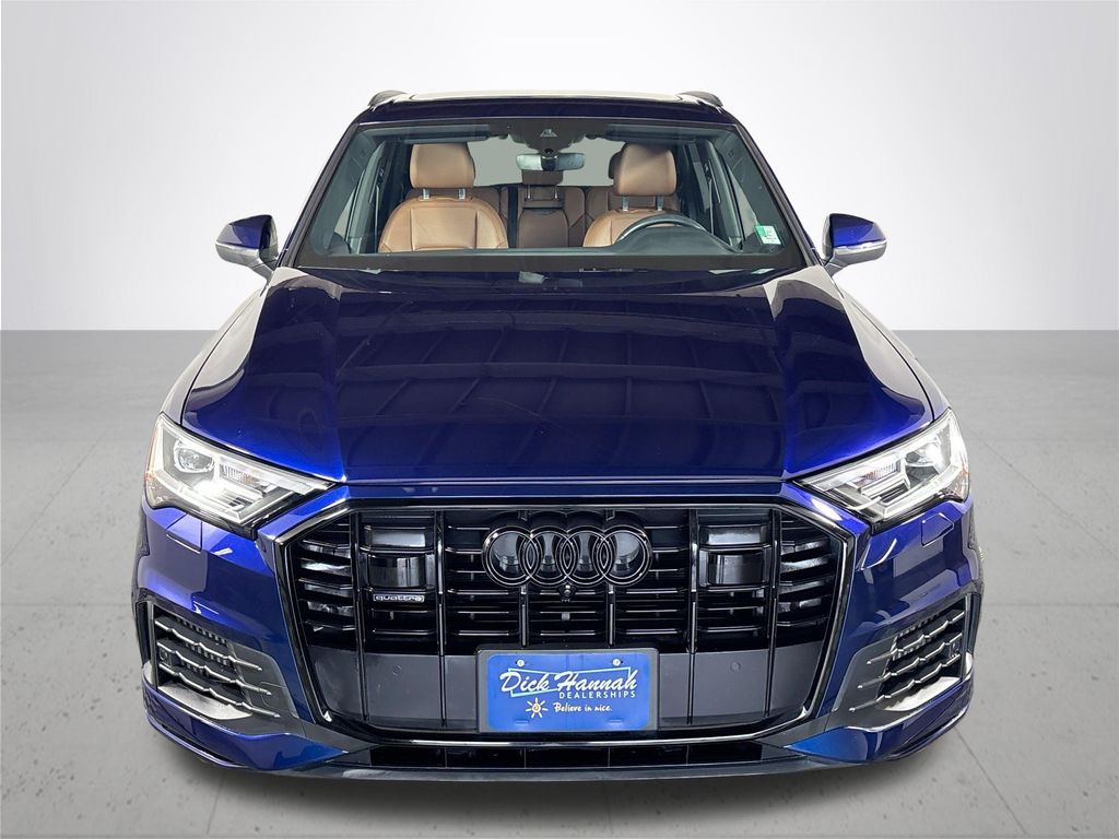 2022 Audi Q7 55 Premium Plus