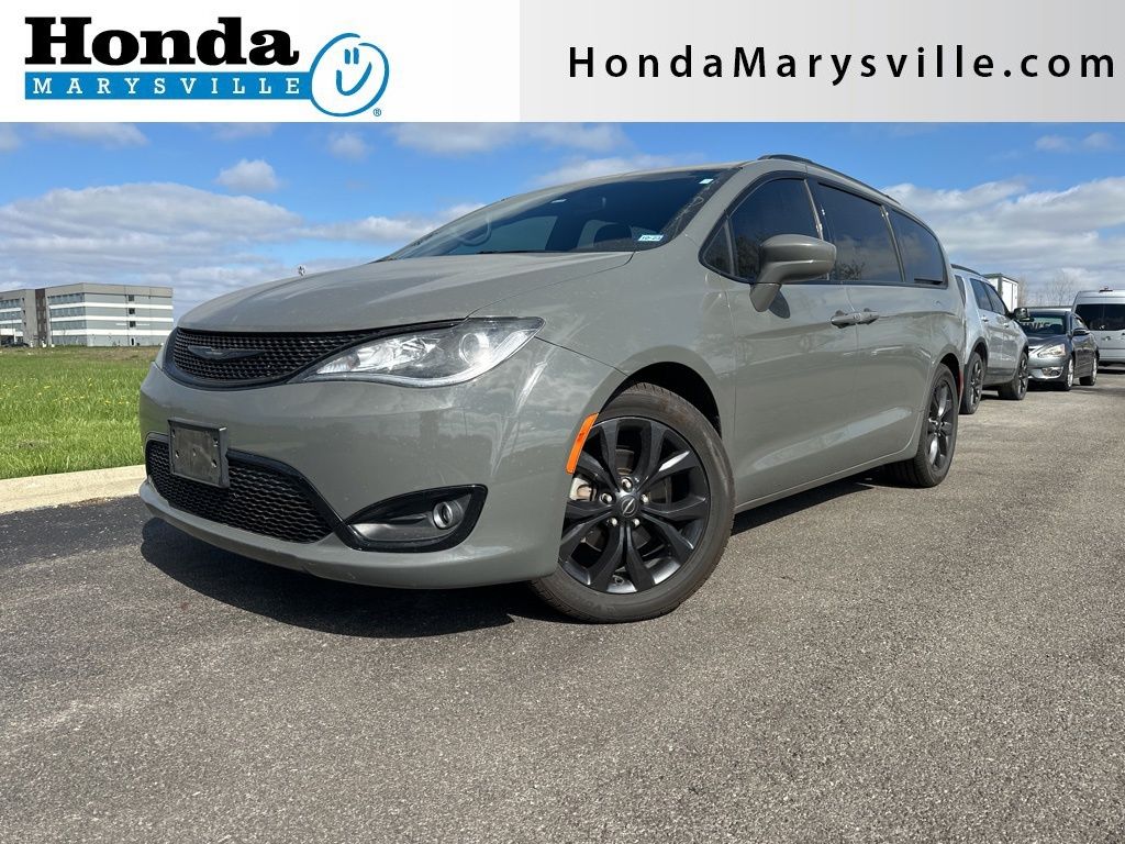 2020 Chrysler Pacifica Touring L Plus FWD