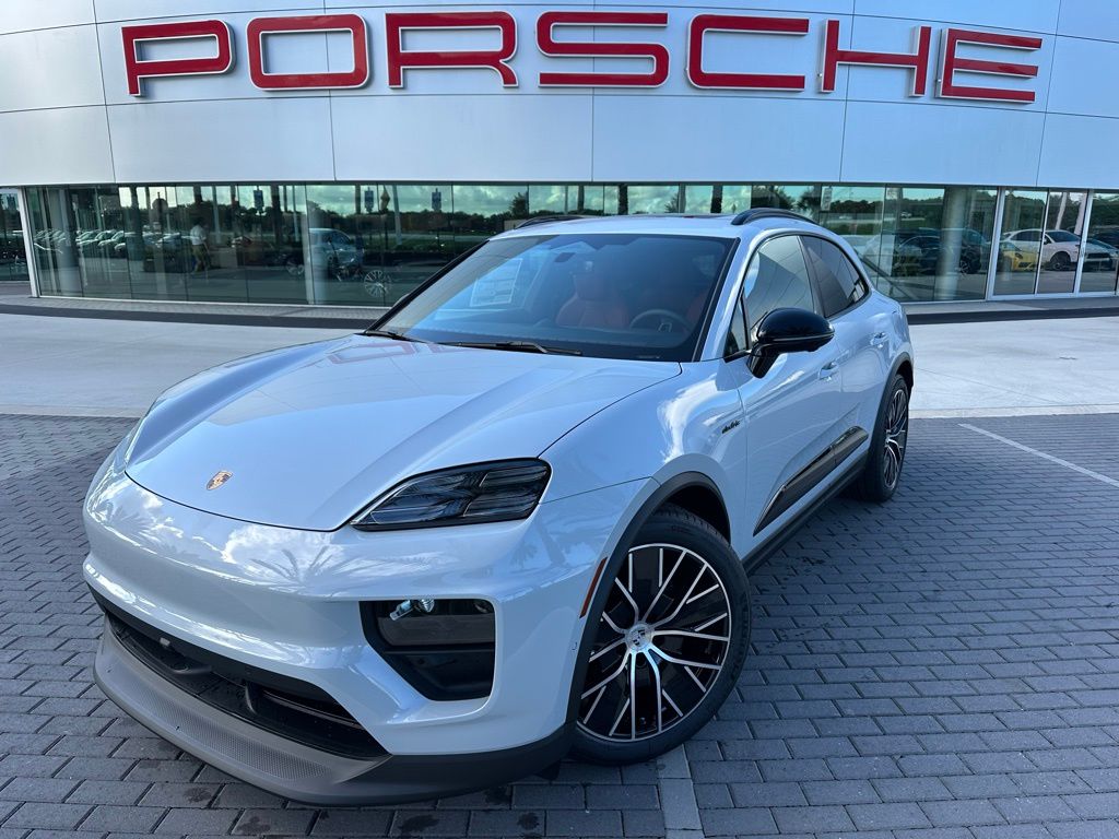 Thumbnail: 2025 Porsche Macan - 1