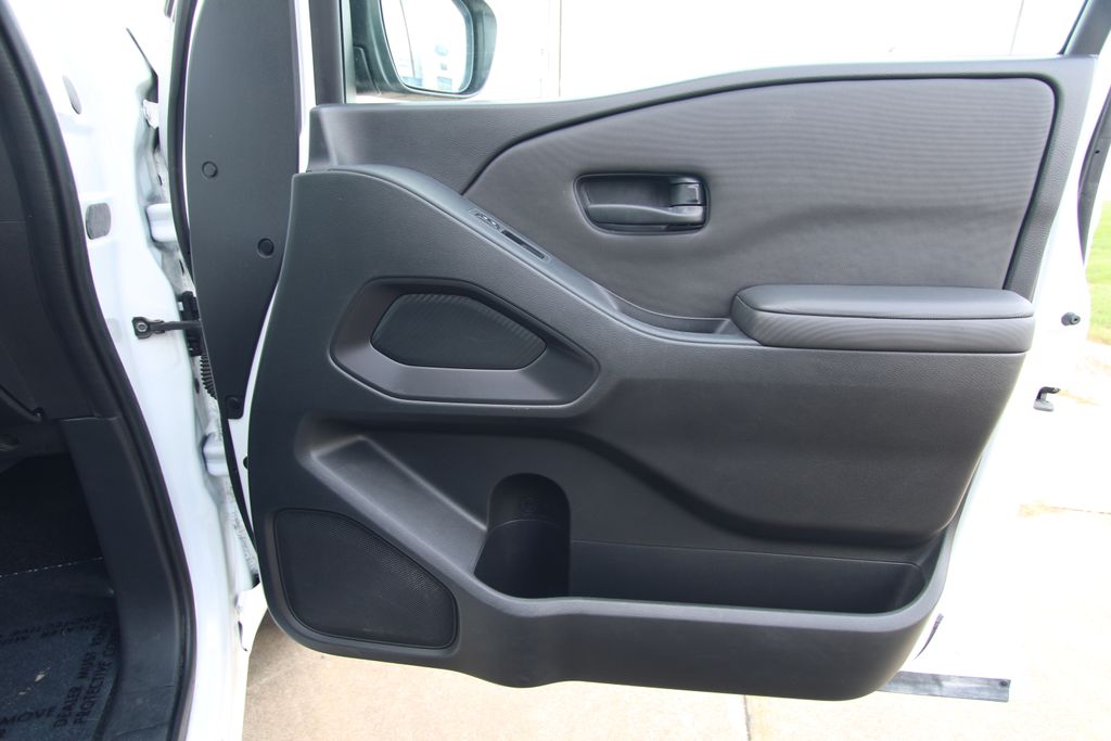 Used 2024 Nissan Frontier Truck