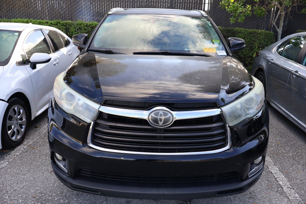 Thumbnail: 2014 Toyota Highlander - 5