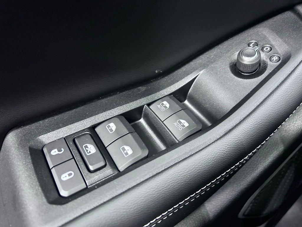 new 2026 Jeep Grand Cherokee car, priced at $49,995