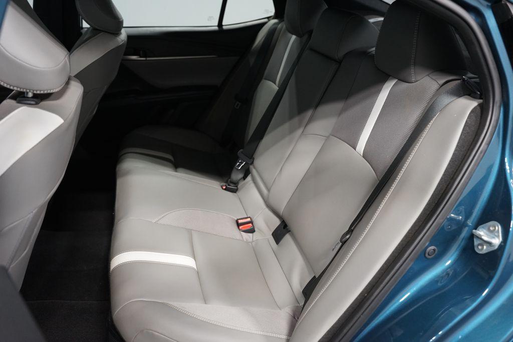 Thumbnail: 2025 Toyota Camry - 30