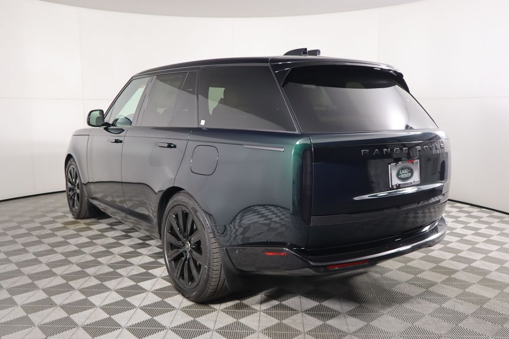 2025 Land Rover Range Rover SE 7