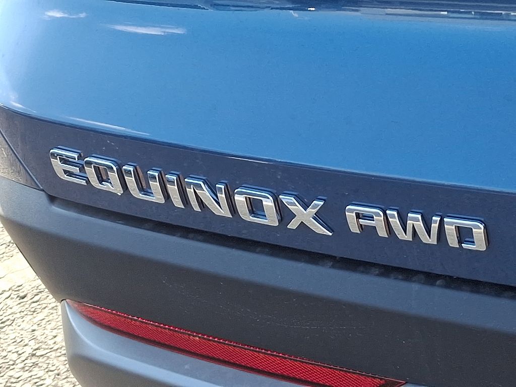 Thumbnail: 2026 Chevrolet Equinox - 5