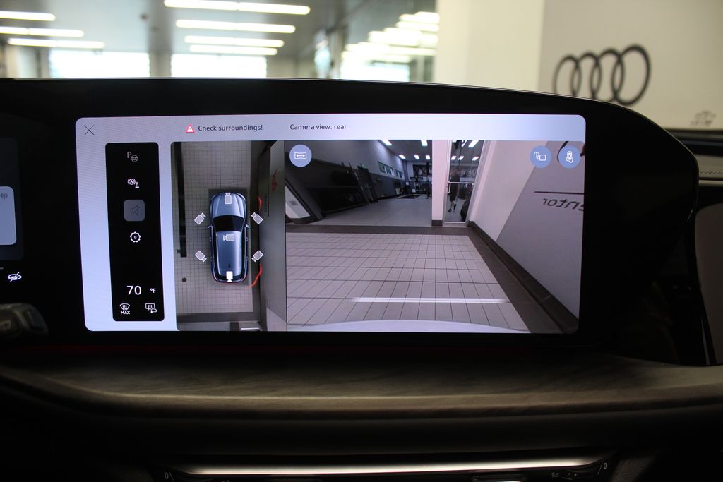 Thumbnail: 2026 Audi Q5 - 24